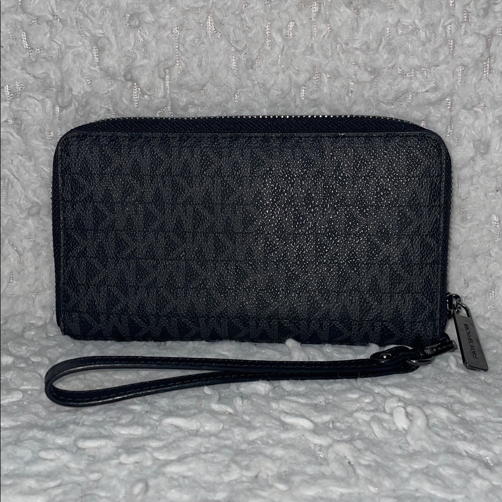 Michael Kors Jet Set Large Monogram Shoulder Bag Tote & Studded Wallet Set Black - Picture 16 of 17